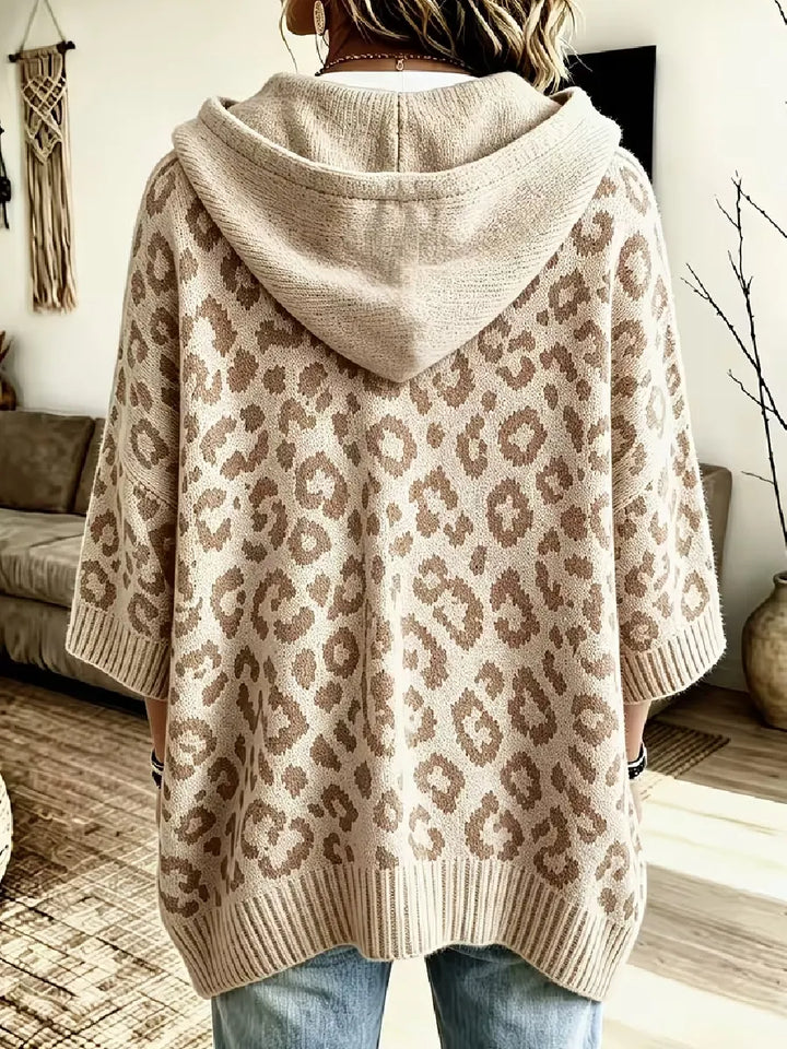Jocasta - Oversize-Strickhoodie mit Leopardenmuster