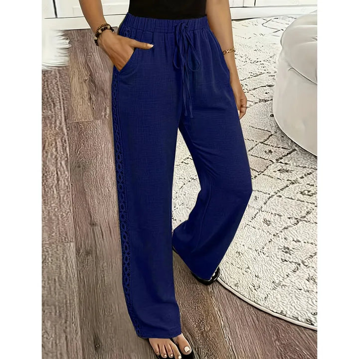 Estrelle - Loungehose mit Spitzenbesatz und Kordelzug