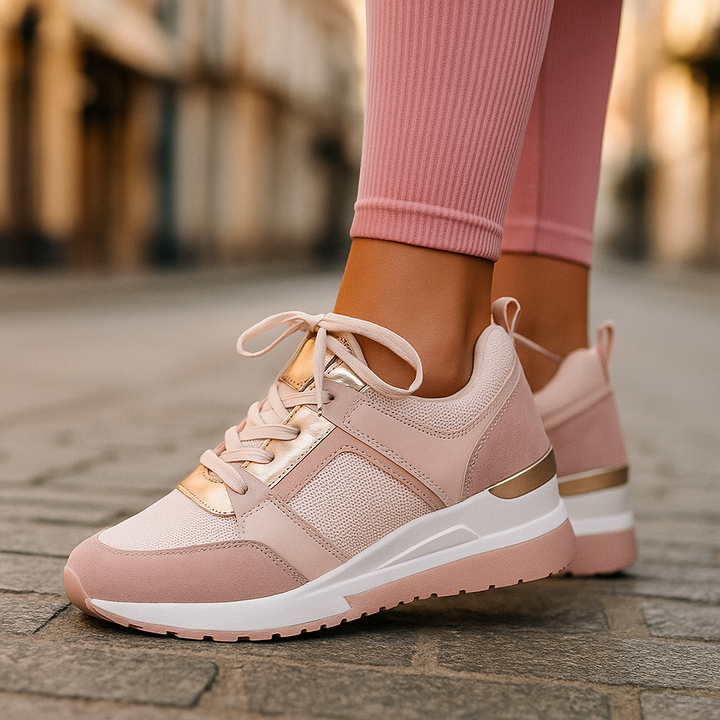 Veranique - Gepolsterte Keilsneaker