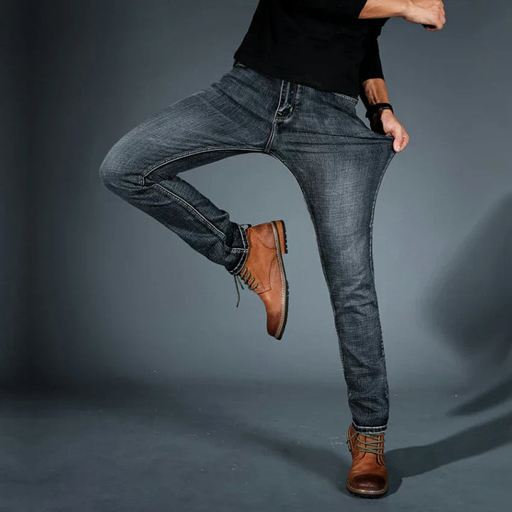 Elian - Schmal geschnittene Stretch-Jeans