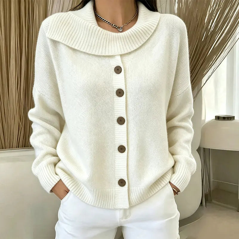 Elowette - Strickcardigan mit breitem Kragen und Knöpfen