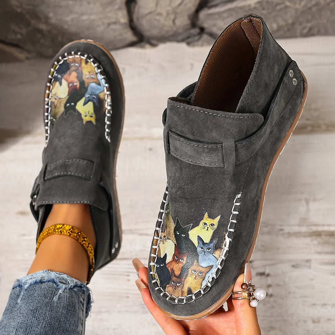 Cara - Bequemer Slipper mit Schnallen-Detail