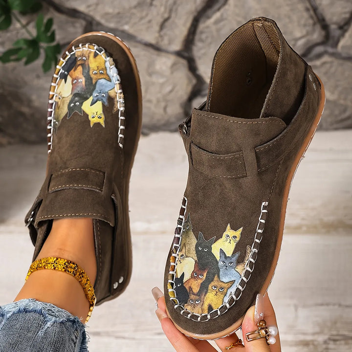 Cara - Bequemer Slipper mit Schnallen-Detail