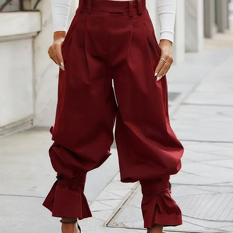 Dianella - Hochtaillierte Hose mit Rüschen-Saum