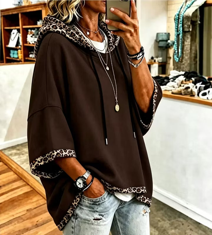 Aliz - Hoodie mit Fledermausärmeln und Leopardenbesatz