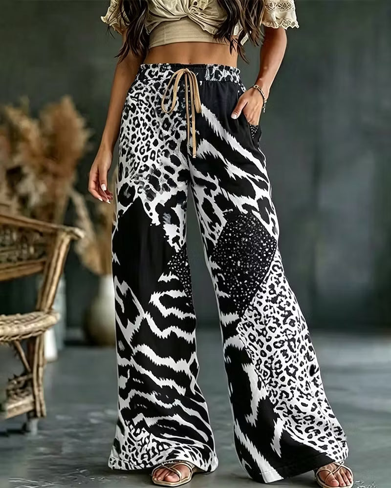 Elfrida - Weiche Palazzohose mit Leoparden-Patchwork