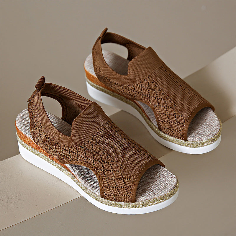 Orianne - Atmungsaktive Peep-Toe-Keilsandalen
