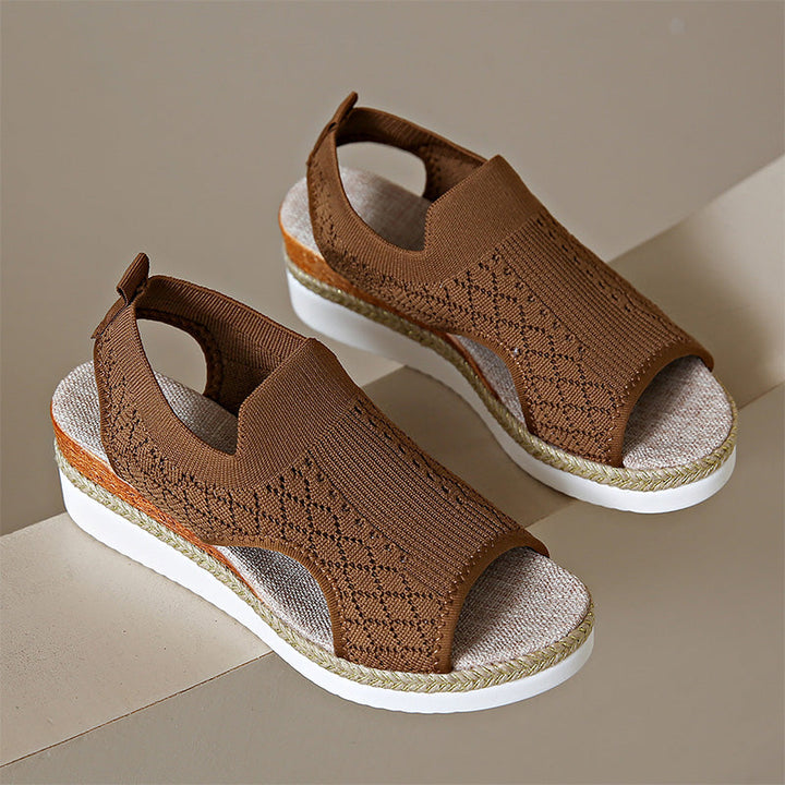 Orianne - Atmungsaktive Peep-Toe-Keilsandalen