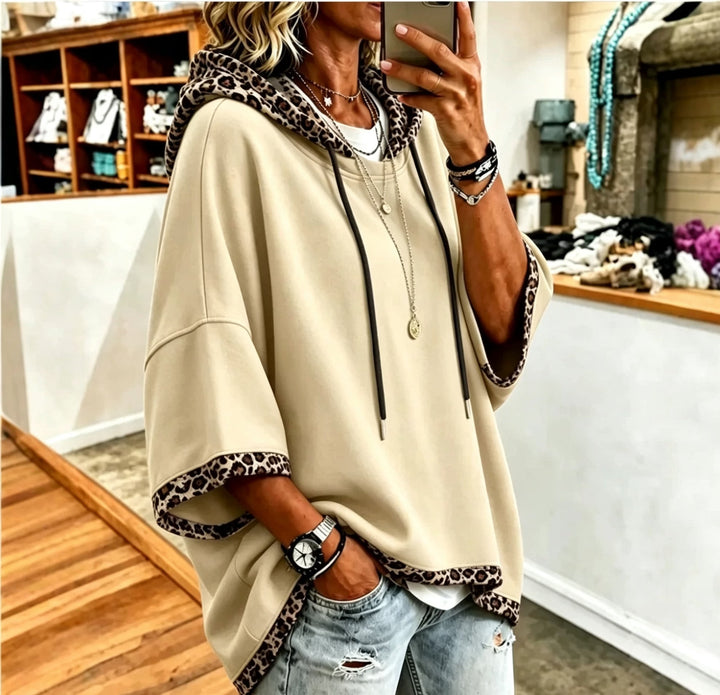 Aliz - Hoodie mit Fledermausärmeln und Leopardenbesatz