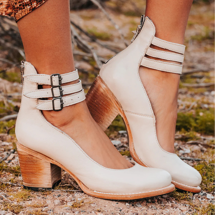 Philomena - Vintage-Leder-Sandaletten mit Knöchelriemen