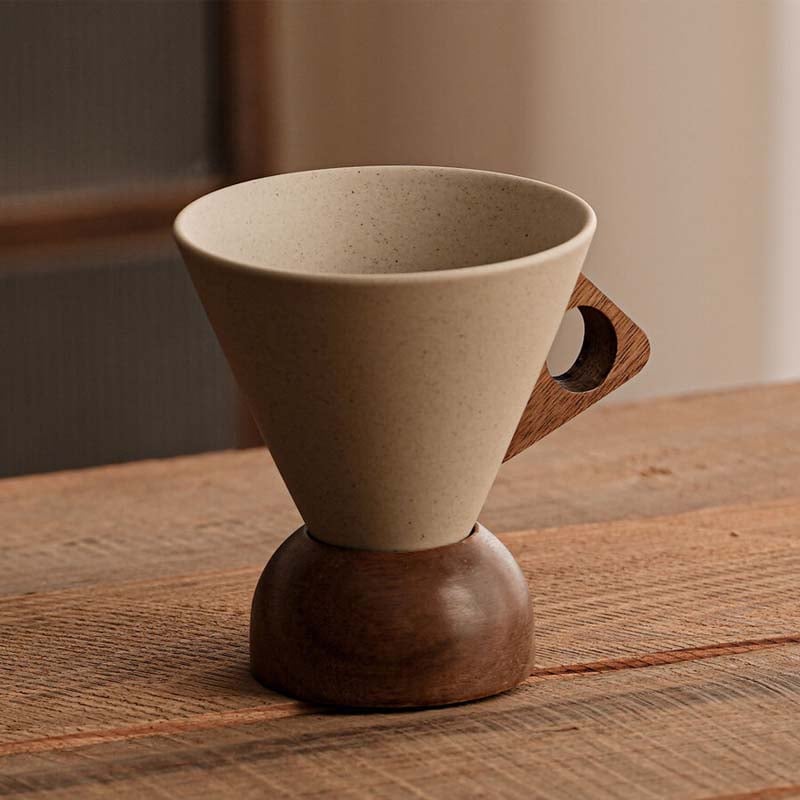Mabel - Premium Kaffeetasse in Kegelform