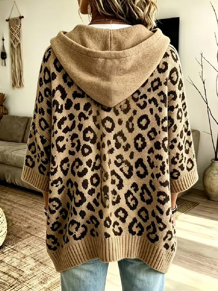 Jocasta - Oversize-Strickhoodie mit Leopardenmuster