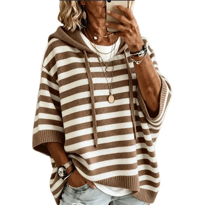 Leontine - Gestreifter Kapuzenpullover aus Strick