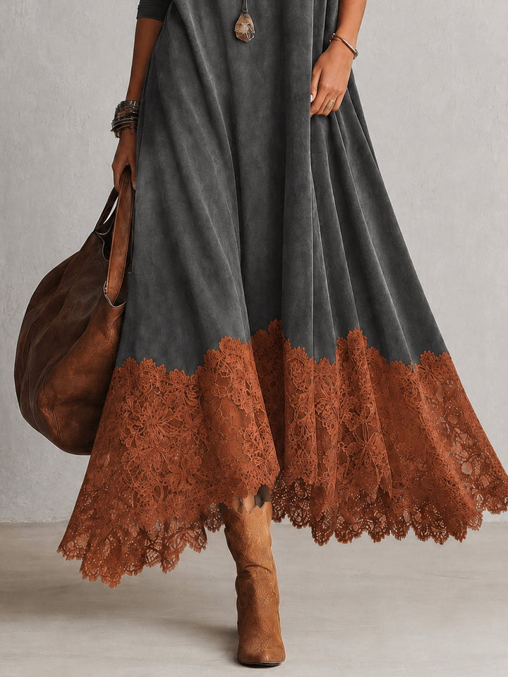 Maelis - Samtiges Maxikleid mit Spitzenbesatz