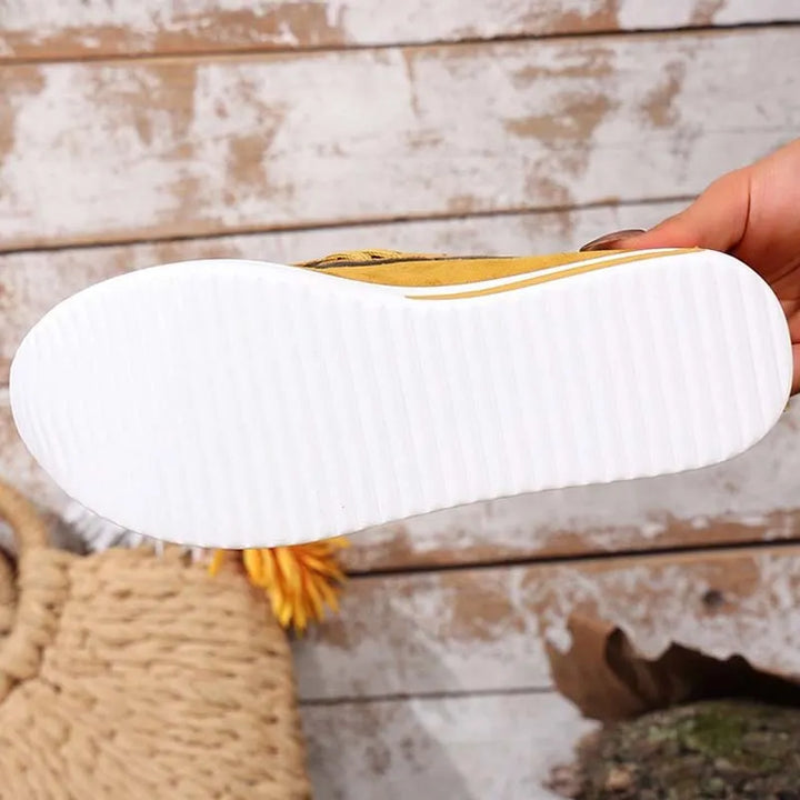 Eirwen - gepolsterte Plateau-Schnürschuhe