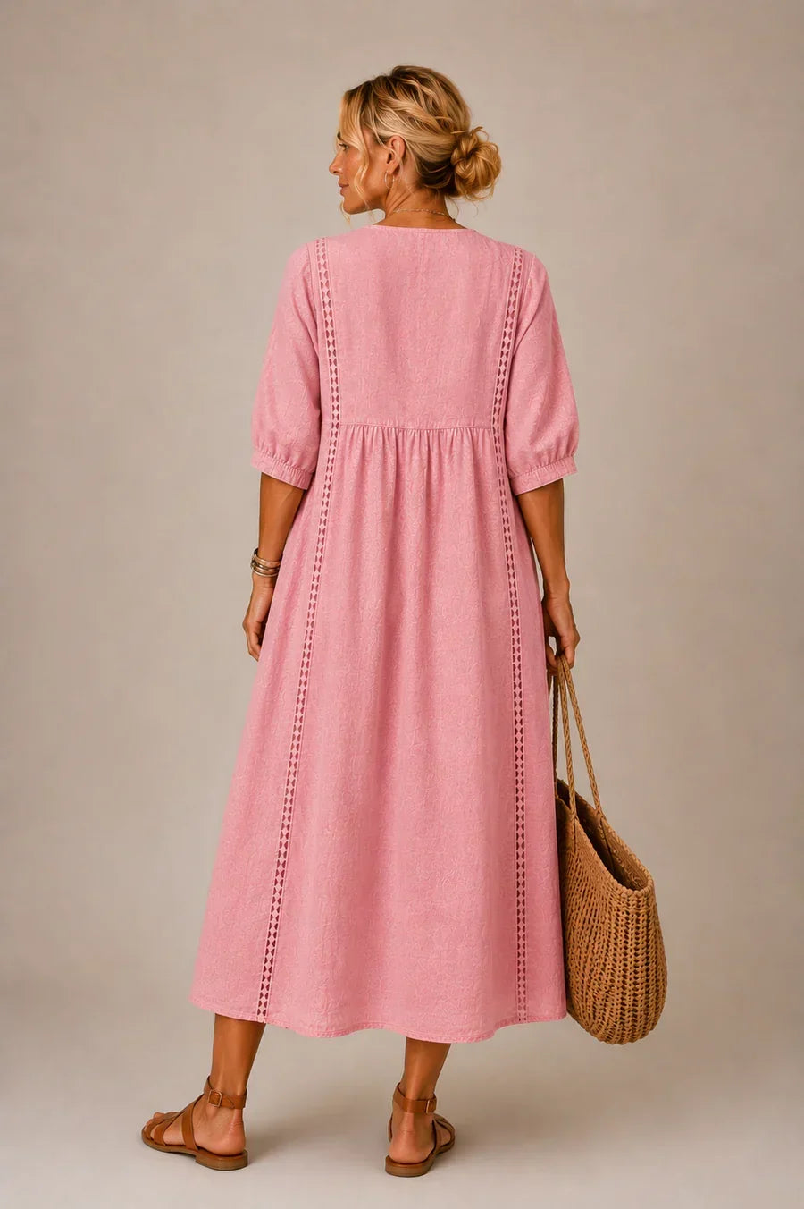 Arietta - Leinenkleid mit Spitzendetails