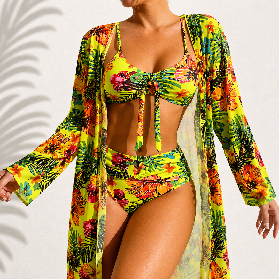 Brialise - Figurformendes Set mit hochgeschnittenem Bikini und Kimono