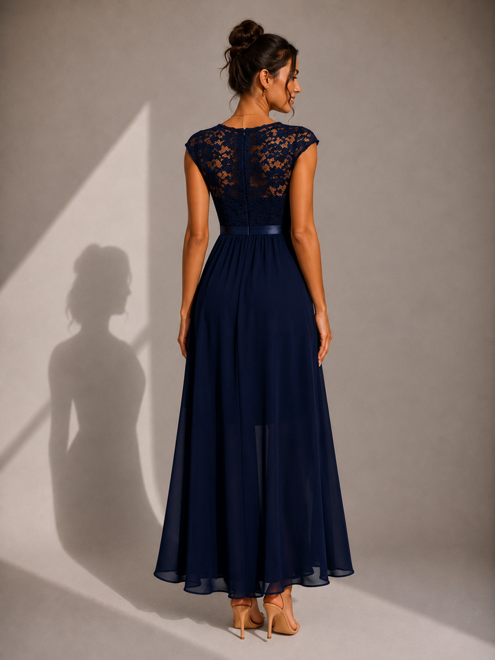 Winsome - Fließendes A-Linien-Maxikleid