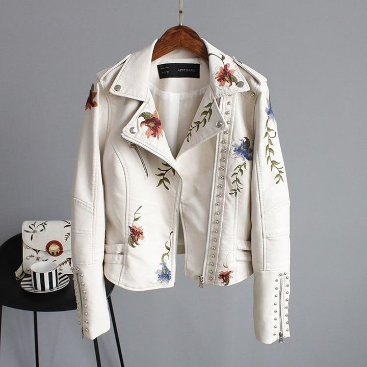 Euphemia - Taillierte bestickte Jacke