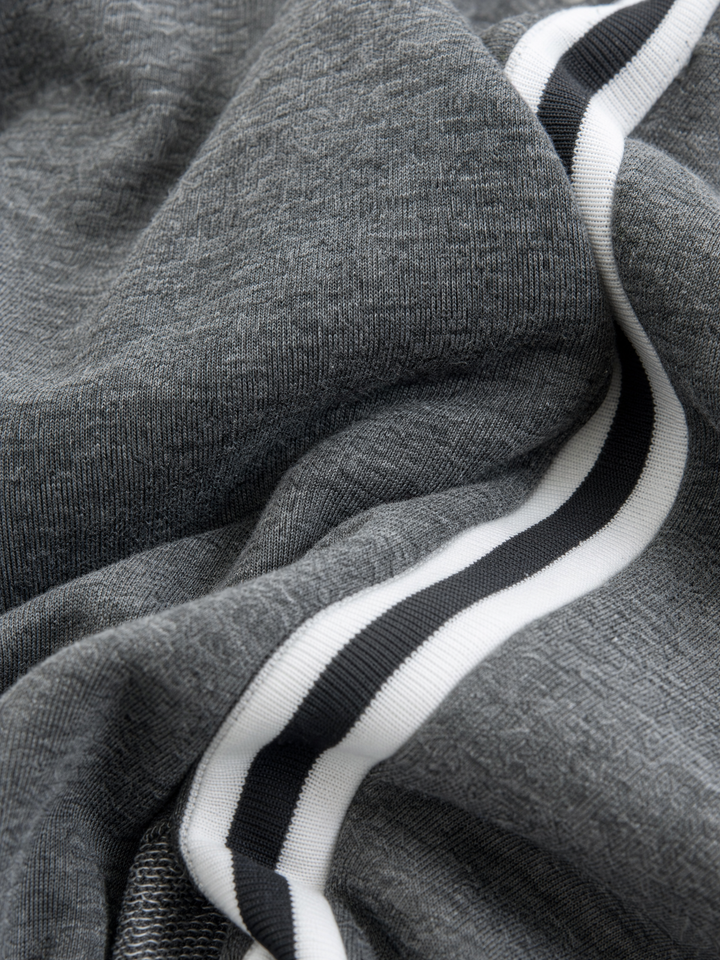 Aida - Sportliches gestreiftes Maxikleid mit langen Ärmeln