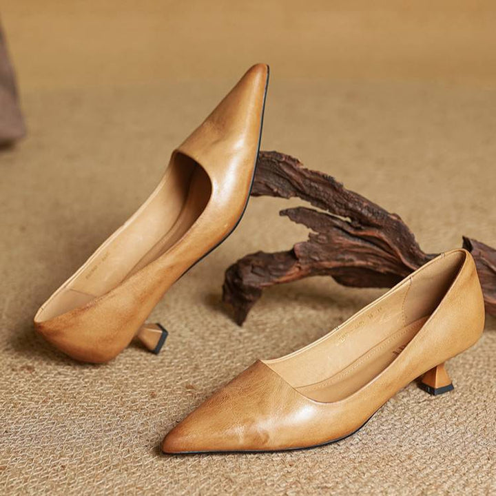Serelina - Elegante Kitten-Heel-Pumps mit spitzer Zehenkappe