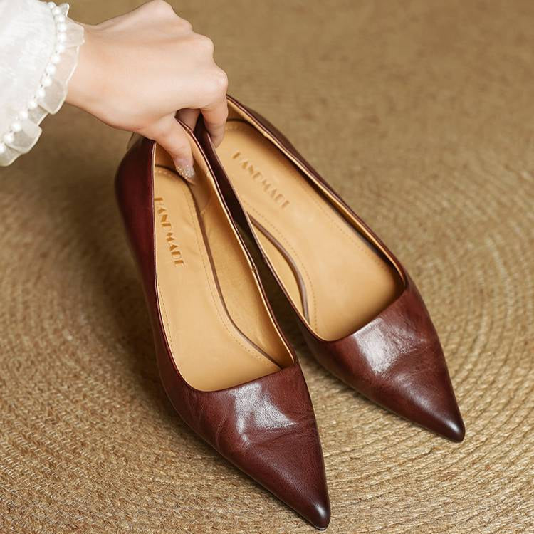 Serelina - Elegante Kitten-Heel-Pumps mit spitzer Zehenkappe