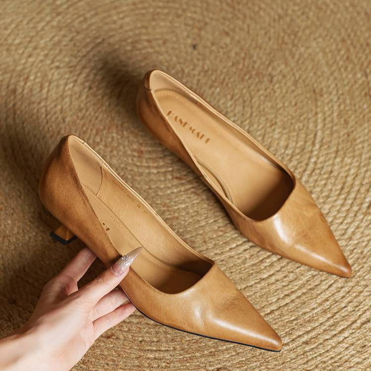 Serelina - Elegante Kitten-Heel-Pumps mit spitzer Zehenkappe