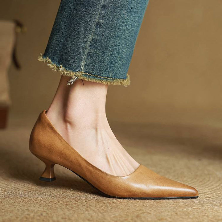 Serelina - Elegante Kitten-Heel-Pumps mit spitzer Zehenkappe