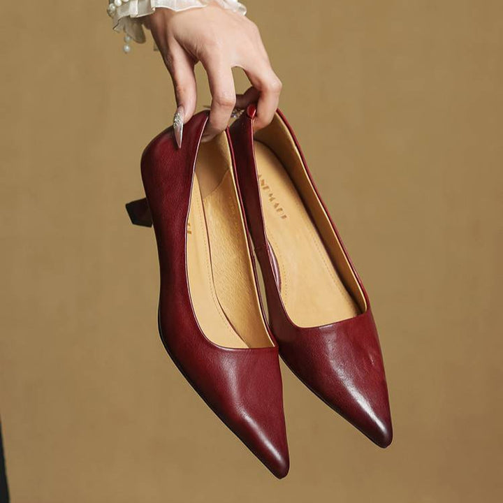 Serelina - Elegante Kitten-Heel-Pumps mit spitzer Zehenkappe