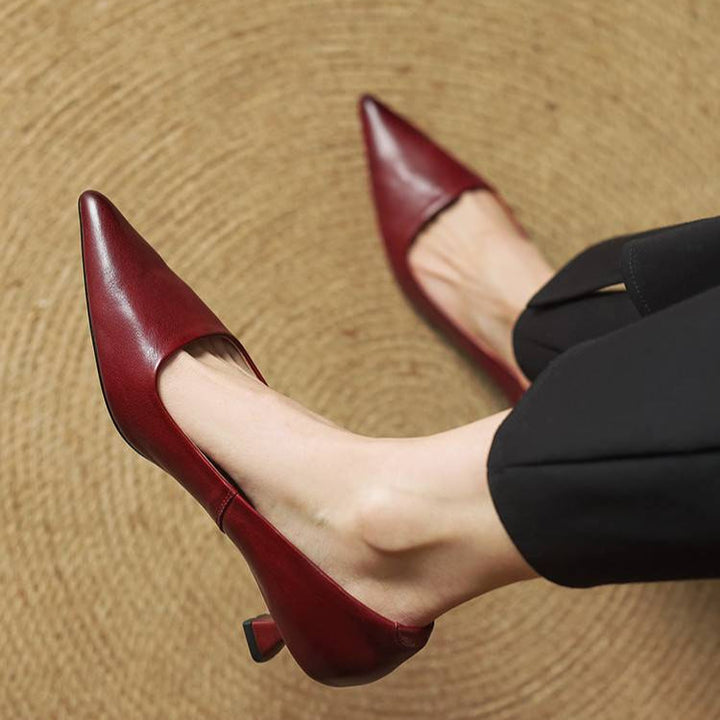 Serelina - Elegante Kitten-Heel-Pumps mit spitzer Zehenkappe