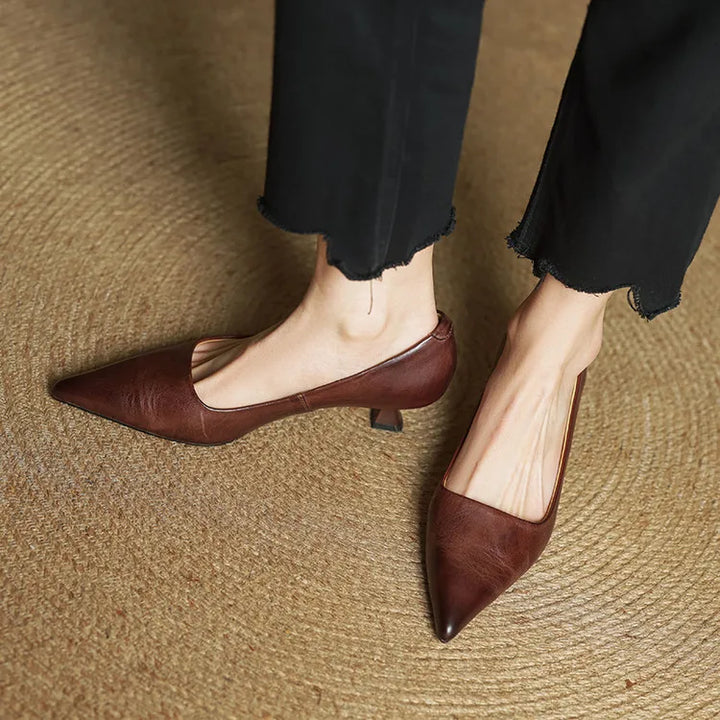 Serelina - Elegante Kitten-Heel-Pumps mit spitzer Zehenkappe