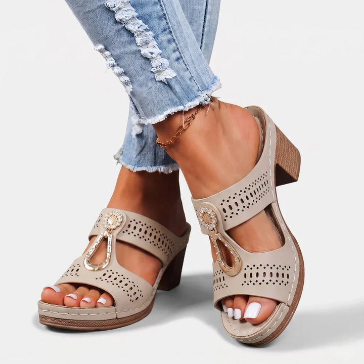 Deliora - Stützende Sandalen