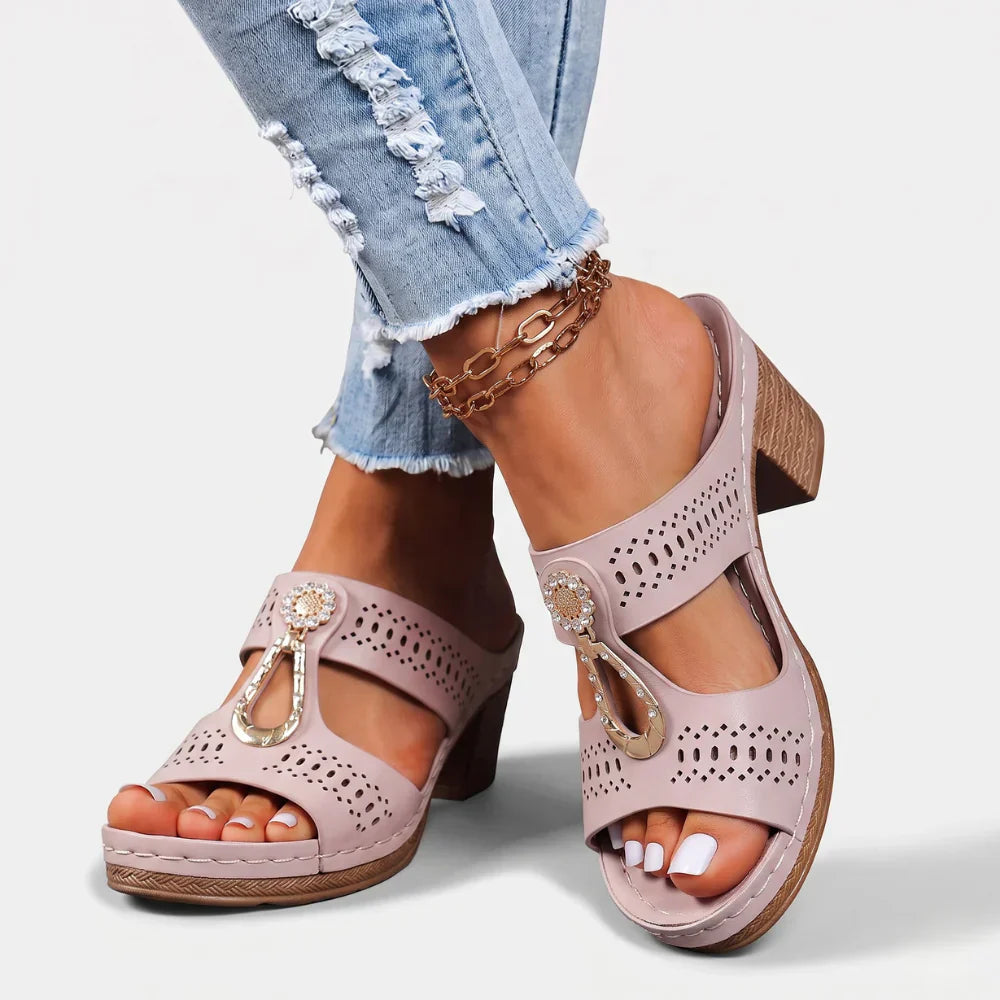 Deliora - Stützende Sandalen