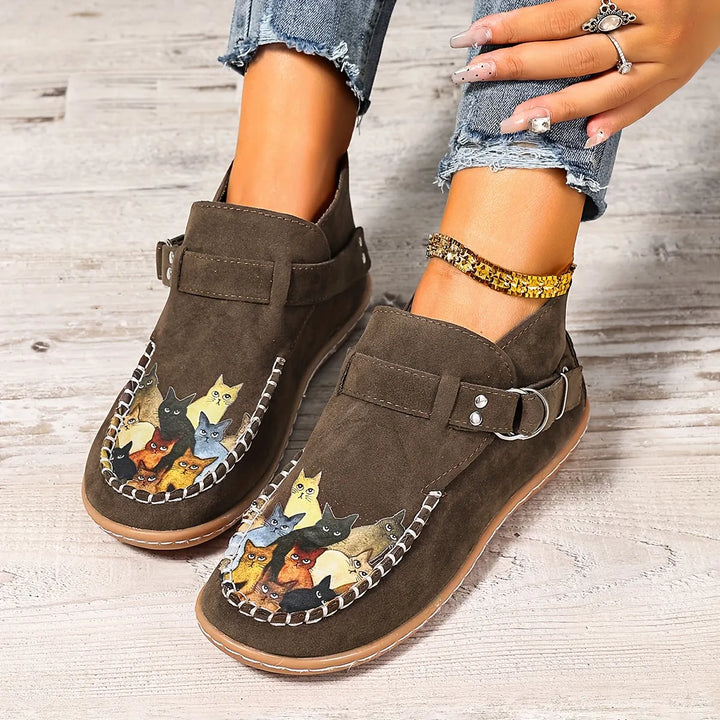 Cara - Bequemer Slipper mit Schnallen-Detail