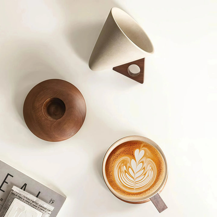 Mabel - Premium Kaffeetasse in Kegelform