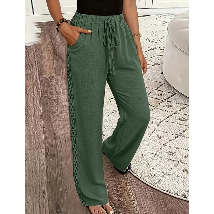 Estrelle - Loungehose mit Spitzenbesatz und Kordelzug