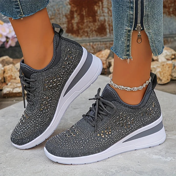 Lilia - Strassbesetzte Sneaker mit Keilabsatz