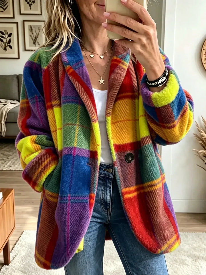 Apollonia - plüschige Oversize-Karojacke