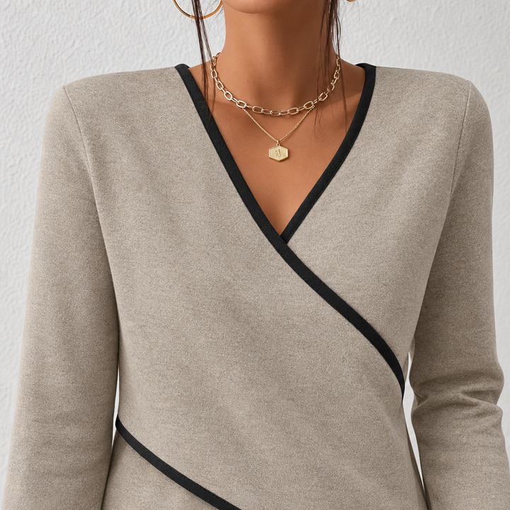 Arceline - Weichgriffiger V-Ausschnitt-Pullover