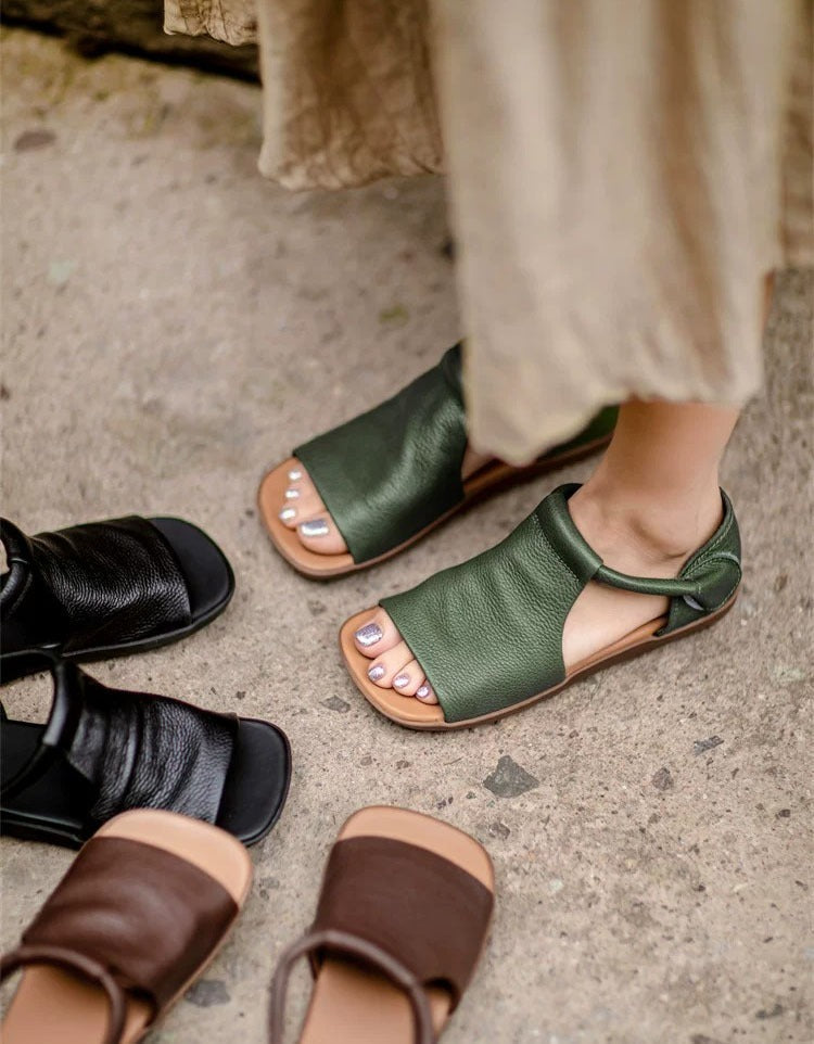 Fiorelle - Strukturierte Sandalen mit offener Zehenpartie