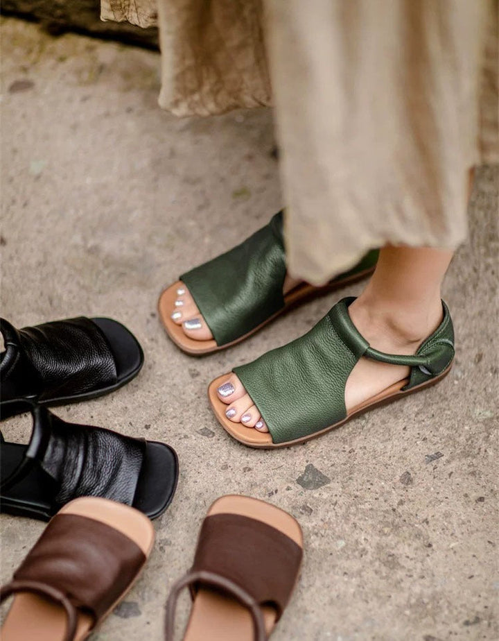 Fiorelle - Strukturierte Sandalen mit offener Zehenpartie