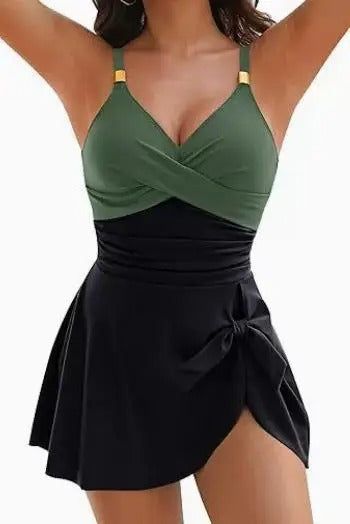 Alette - Figurformendes Badekleid
