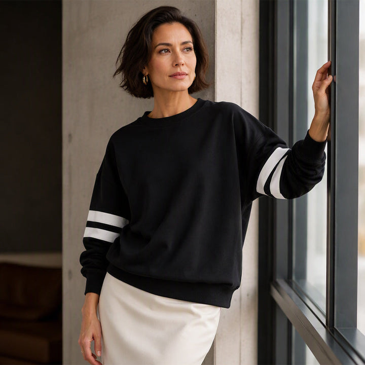 Anwynna - Sportives Sweatshirt mit gestreiften Ärmeln