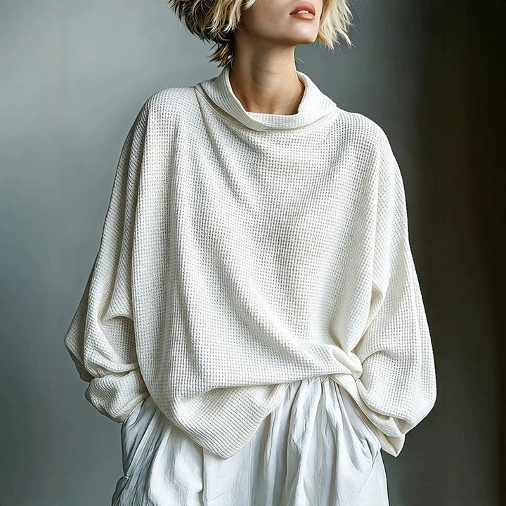 Aella - Strukturiertes Oversized-Top mit hohem Kragen