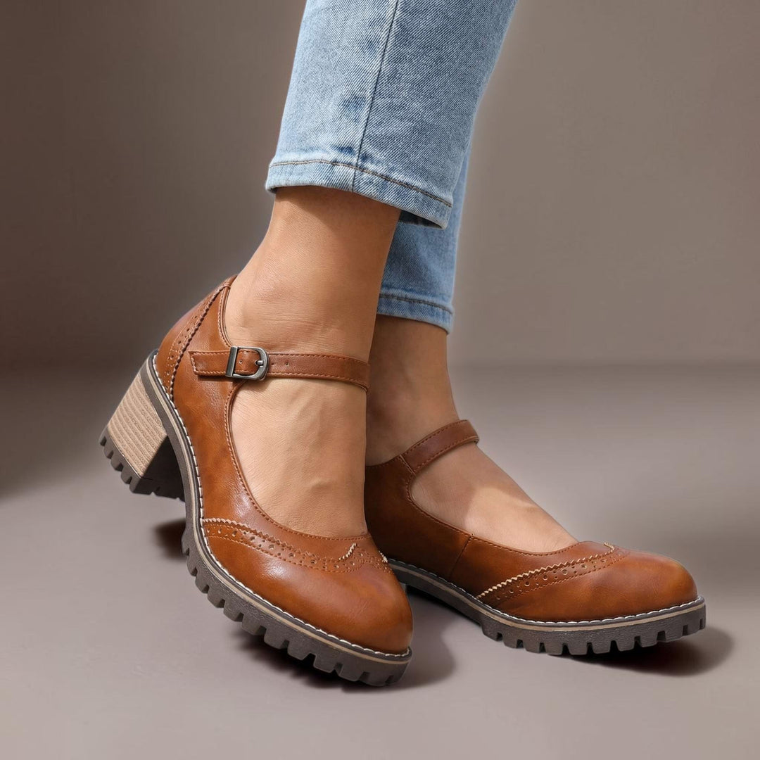 Ilyra - Blockabsatz-Schuhe mit Schnallenriemen